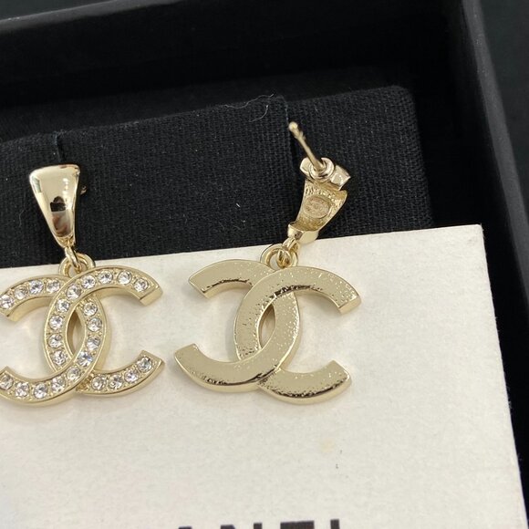 Chanel Crystal-Embellished CC Dangling Earrings Auth - Picture 5 of 5